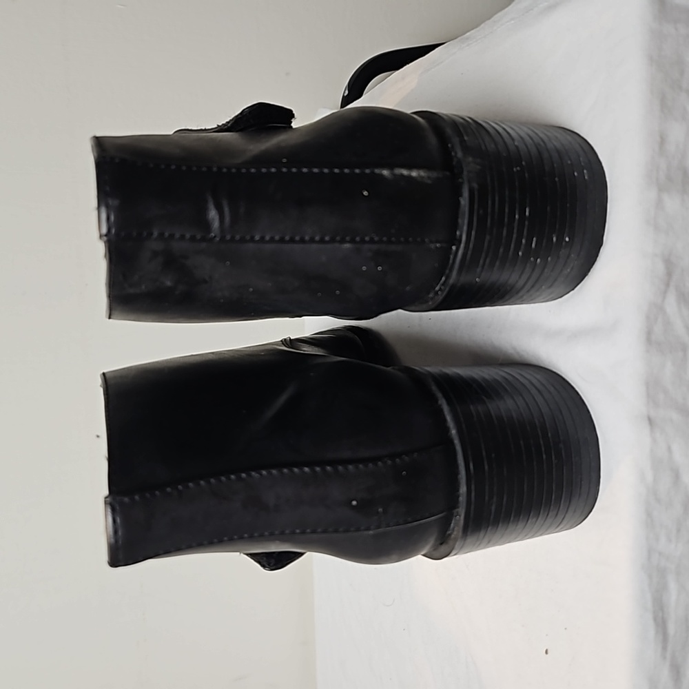 Sideout  Low Boot (8.5) - Picture 6 of 9